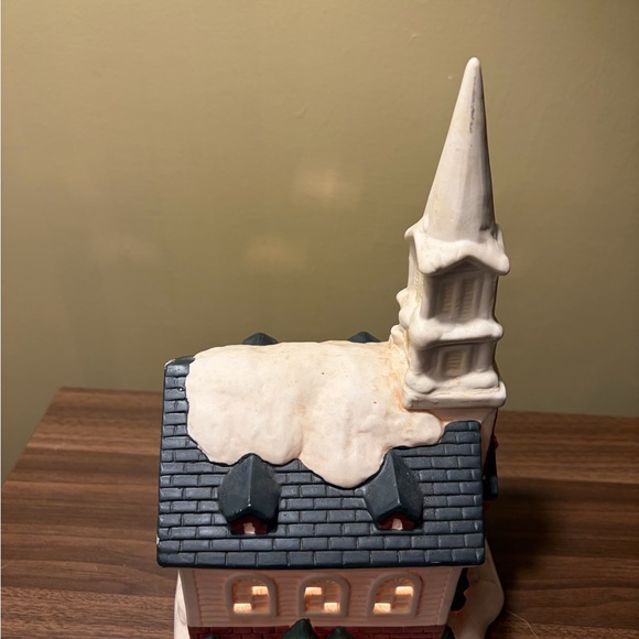 Hand-Painted Porcelain Church - Picture 6 of 6